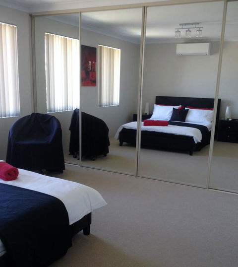 Aaratti House - Australian Directory 6