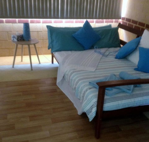Aaratti House - Australian Directory 16
