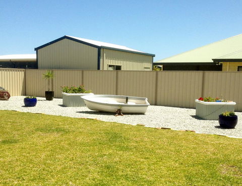 Aaratti House - Australian Directory 1