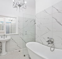 Heart of Claremont Gem - Free WiFi - Australian Directory