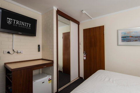 Trinity On Hampden - Australian Directory 9