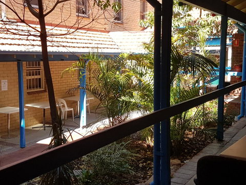 Townsend Lodge - Australian Directory 7