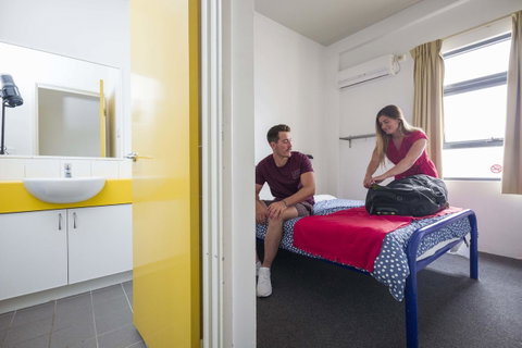 Perth City YHA - Australian Directory 14