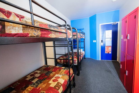 Perth City YHA - Australian Directory 22