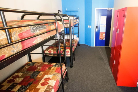 Perth City YHA - Australian Directory 23