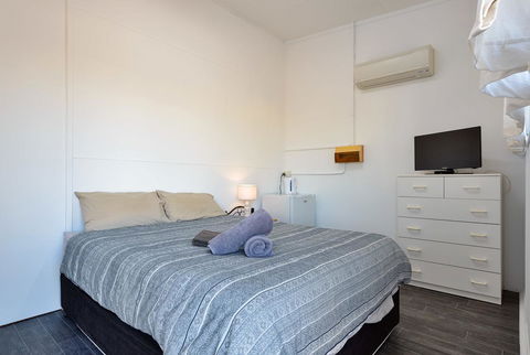 Getaway Villas Unit 389 - Australian Directory 3