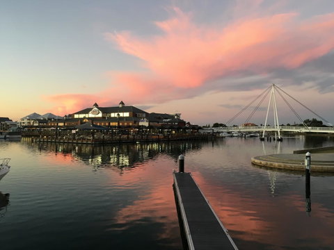 Mandurah Ocean Marina Chalets - Australian Directory 3
