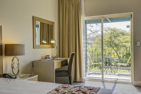 Joondalup Resort - Australian Directory 4