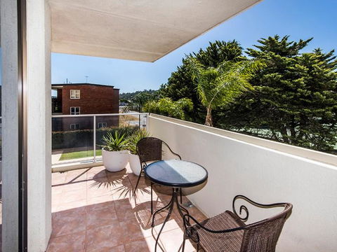 South Perth Deluxe Apartment - Australian Directory 37