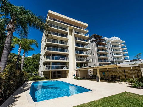 South Perth Deluxe Apartment - Australian Directory 0