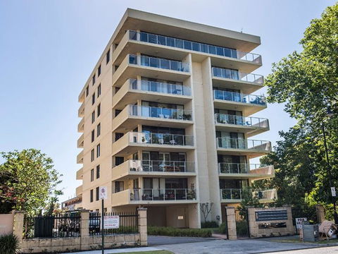 South Perth Deluxe Apartment - Australian Directory 27