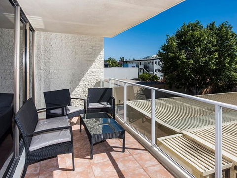 South Perth Deluxe Apartment - Australian Directory 1