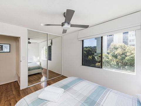 South Perth Deluxe Apartment - Australian Directory 38
