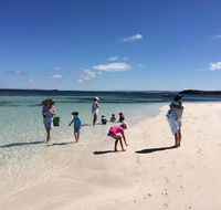 Acaciabnb - Australian Directory