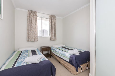 High Tor Apartment 135 - Australian Directory 17