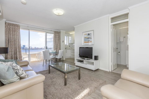 High Tor Apartment 135 - Australian Directory 13