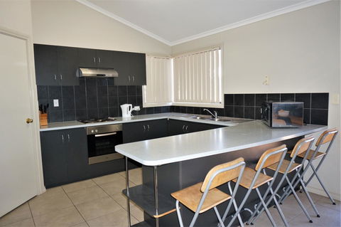 9 Krait Street - Perfect For Large Groups Or Families Alike - Australian Directory 5