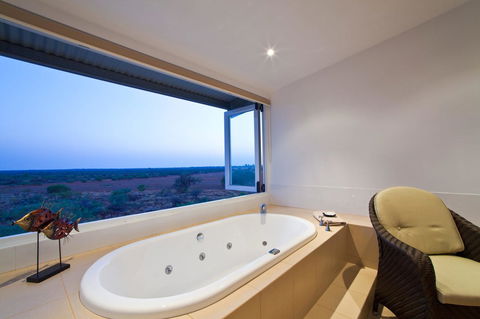 Osprey Holiday Village Unit 104 - Australian Directory 17