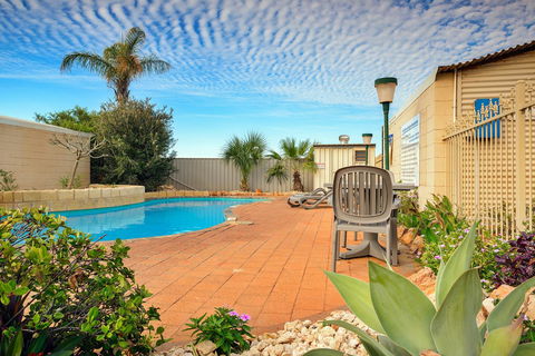 Osprey Holiday Village Unit 104 - Australian Directory 27