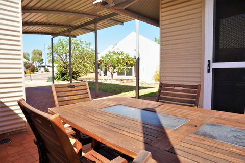 Osprey Holiday Village Unit 104 - Australian Directory 23