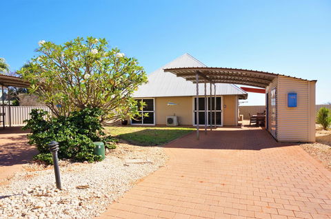 Osprey Holiday Village Unit 104 - Australian Directory 0
