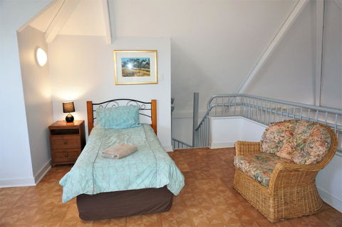 Osprey Holiday Village Unit 108 - Australian Directory 11