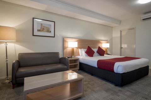 Bunbury Hotel Koombana Bay - Australian Directory 36