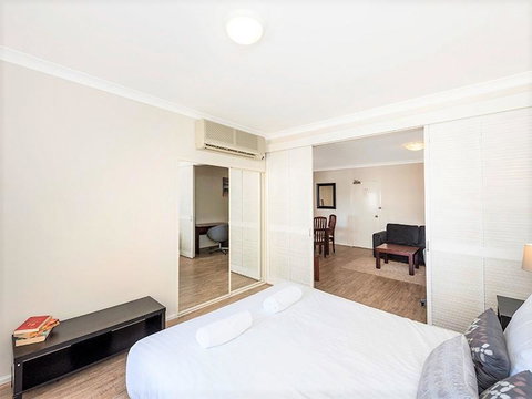 Perth West End Apartment 504 - Australian Directory 8
