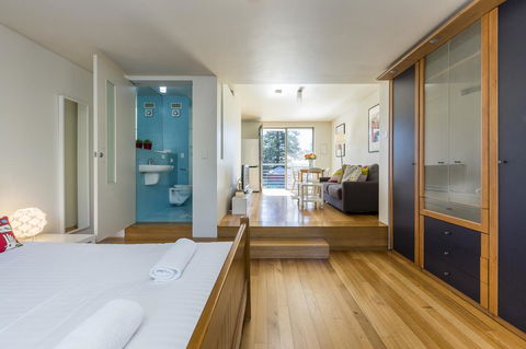 Cottesloe Tree Top Studio - Executive Escapes - Australian Directory 3