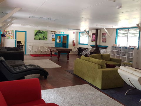 Esperance YHA - Australian Directory 11