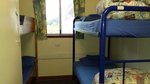 Esperance YHA - Australian Directory 15