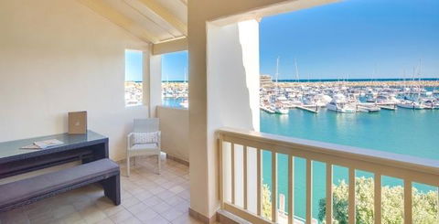 The Marina Hotel - Mindarie - Australian Directory 9