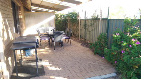Kestrel Chalets - Australian Directory 3