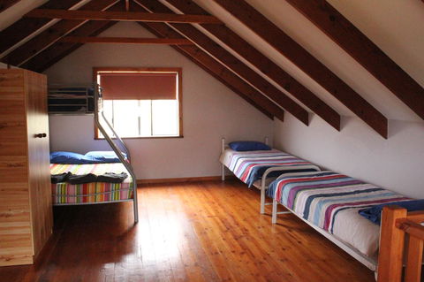 Kestrel Chalets - Australian Directory 9