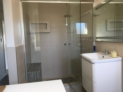 Halls Head Beach House - Australian Directory 10