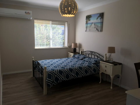 Halls Head Beach House - Australian Directory 8