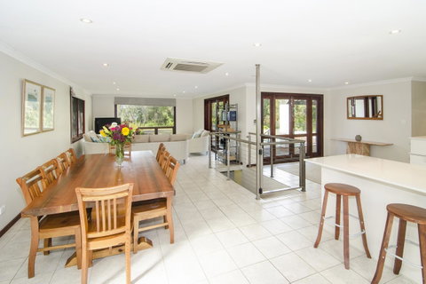 Seahaven - Australian Directory 4