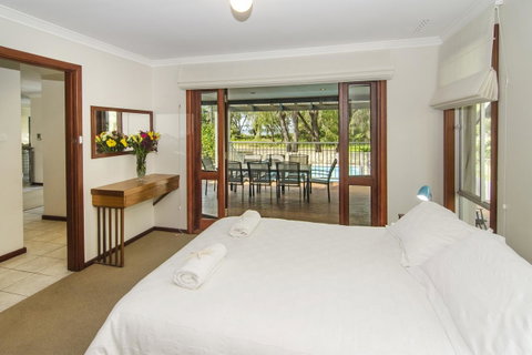 Seahaven - Australian Directory 15