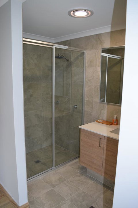 Eagle Bay House - Australian Directory 8