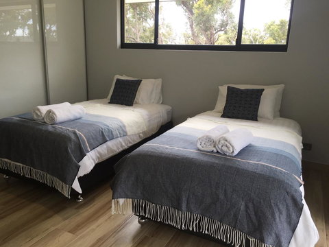 Eagle Bay House - Australian Directory 2