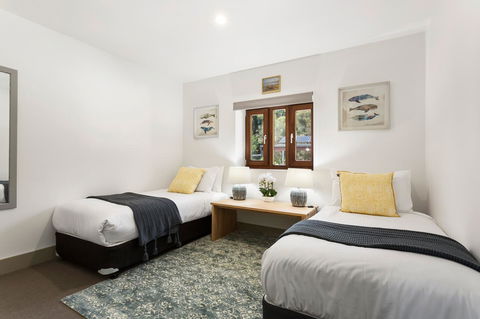 Tamar Solar Home - Australian Directory 22