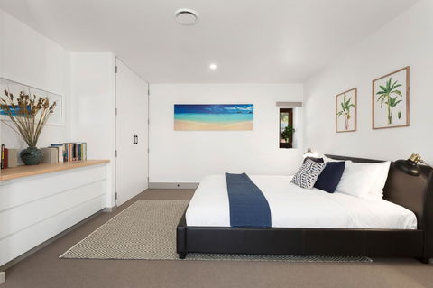 Tamar Solar Home - Australian Directory 23