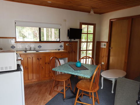 Strahan Retreat Holiday Park - Australian Directory 14
