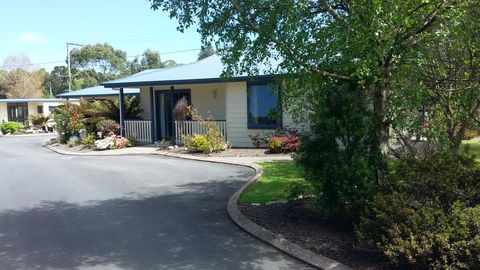 Strahan Retreat Holiday Park - Australian Directory 40