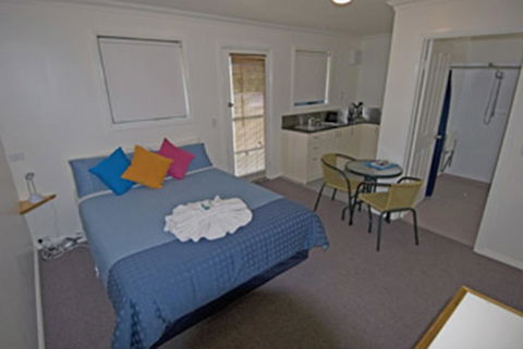 Strahan Retreat Holiday Park - Australian Directory 16