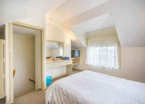 Queechy Motel - Australian Directory 32