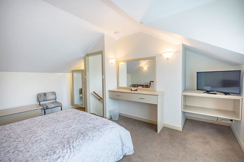 Queechy Motel - Australian Directory 41