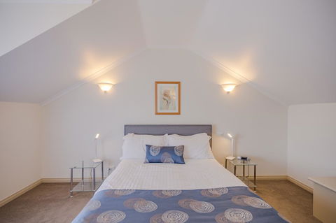 Queechy Motel - Australian Directory 19