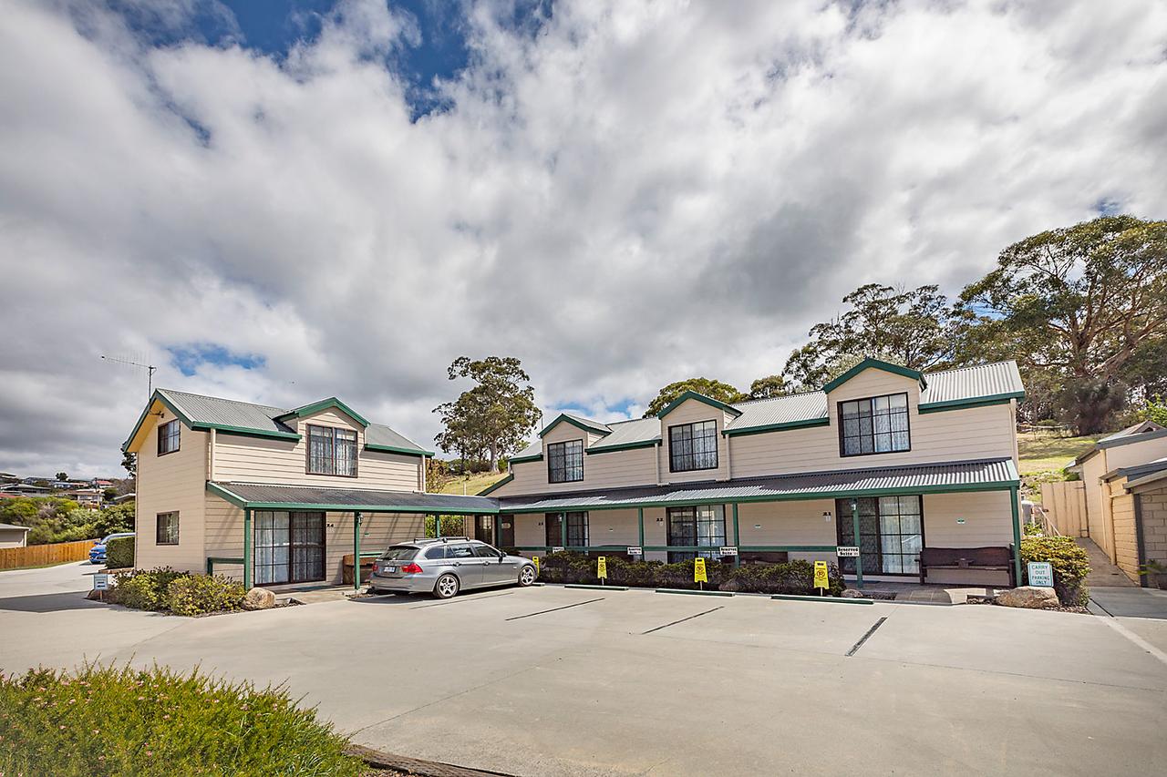 St Helens TAS Australian Directory