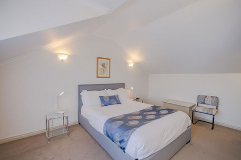 Queechy Motel - Australian Directory 20